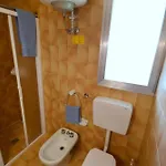 Bright And Spacious Vacation Near The