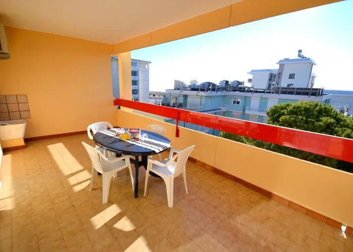 Bright And Spacious Vacation Near The Apartman