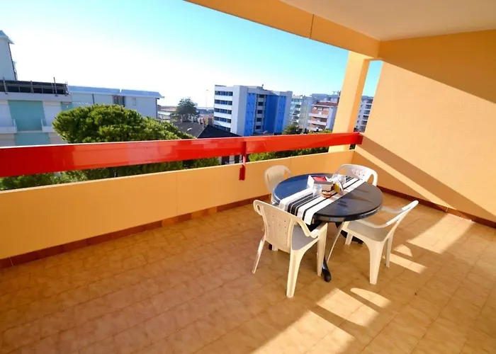 Bright And Spacious Vacation Near The * Bibione